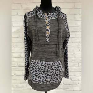 BRAND NEW Women’s Large Leopard Print Black & Gray Boutique Hoodie